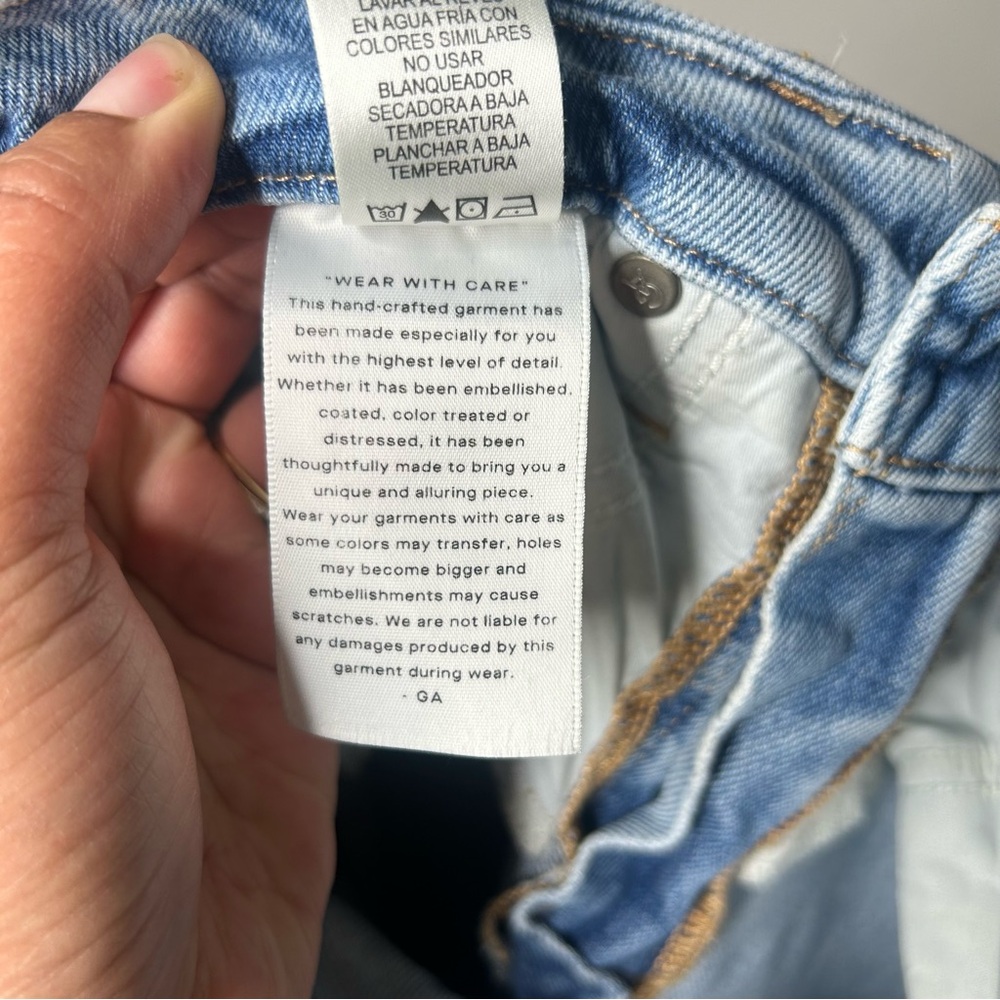 Good American Light Blue Straight Leg Jeans - Picture 6 of 9